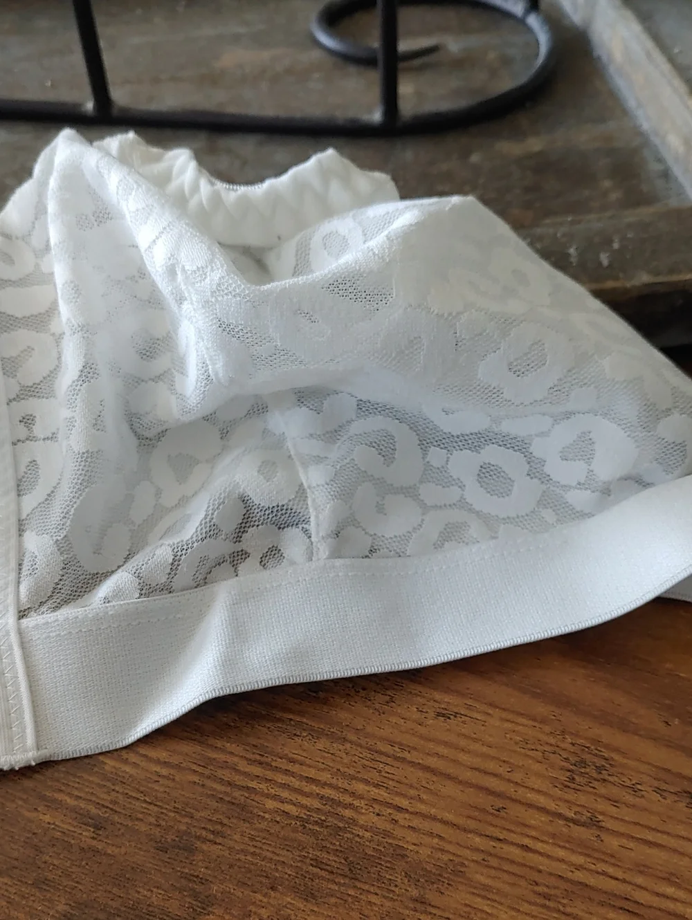 NWOT Shein 2X Sexy White Leopard Print Bandeau Front Closure